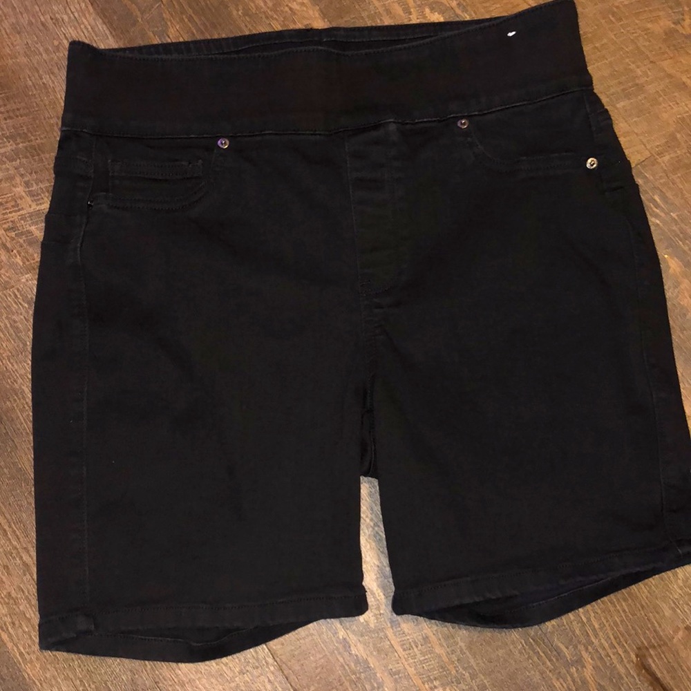 Black regular length Jean shorts